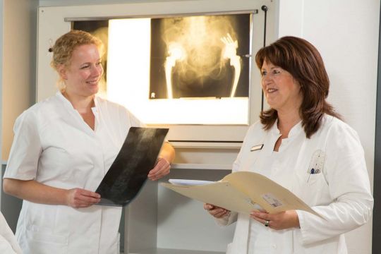 Spitzenmedizin für komplizierte Knochenbrüche